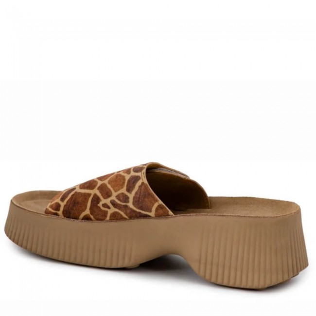 ΓΥΝΑΙΚΕΙΟ FLAT ΑΝΑΤΟΜΙΚΟ ΠΕΔΙΛΟ FANTASY SANDALS ΔΕΡΜΑ ΤΑΜΠΑ GIRAFFE ΚΑΦΕ S2101-GIRAFFE